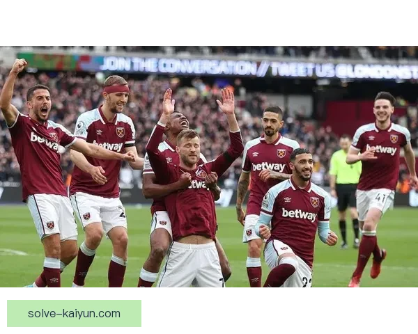 吴曦在中超联赛的表现稳定，成为球队竞争力增强的重要因素