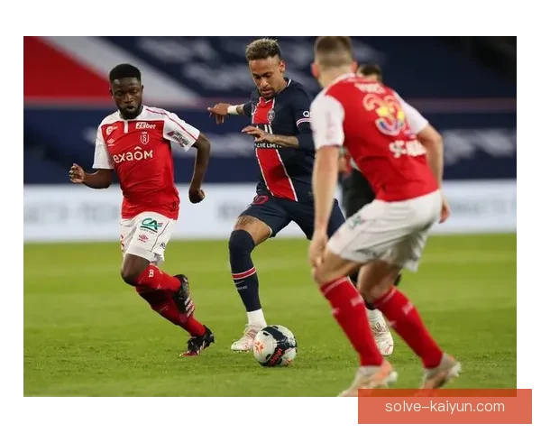 兰斯赛程分析：近期对阵安排与赛季走势解读